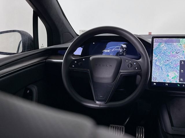 Used 2023 Tesla Model X image 10