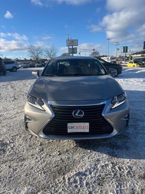 Used 2018 Lexus ES 350 w/ Premier Package image 2