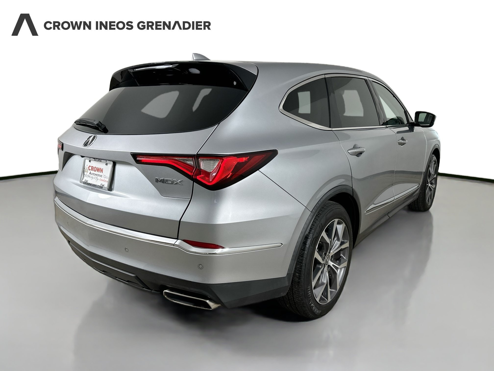 Used 2023 Acura MDX w/ Technology Package FWD image 5