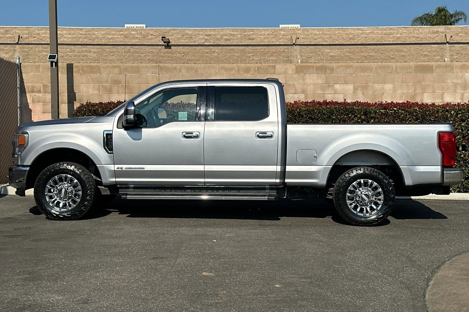 Used 2022 Ford F250 XLT w/ XLT Premium Package image 7