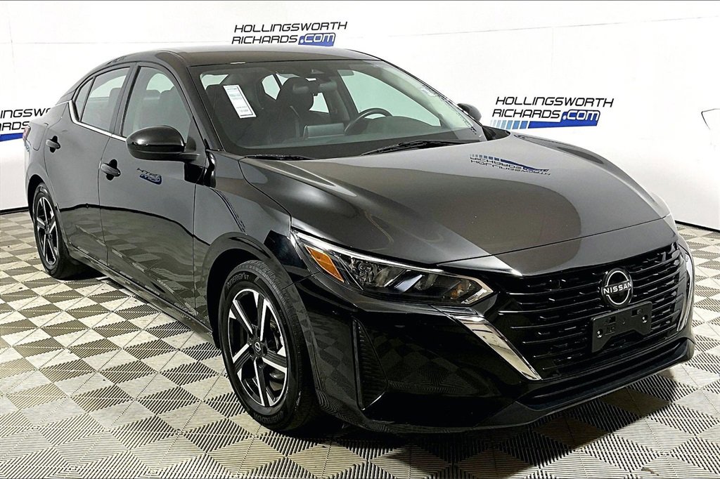 Used 2024 Nissan Sentra SV image 3