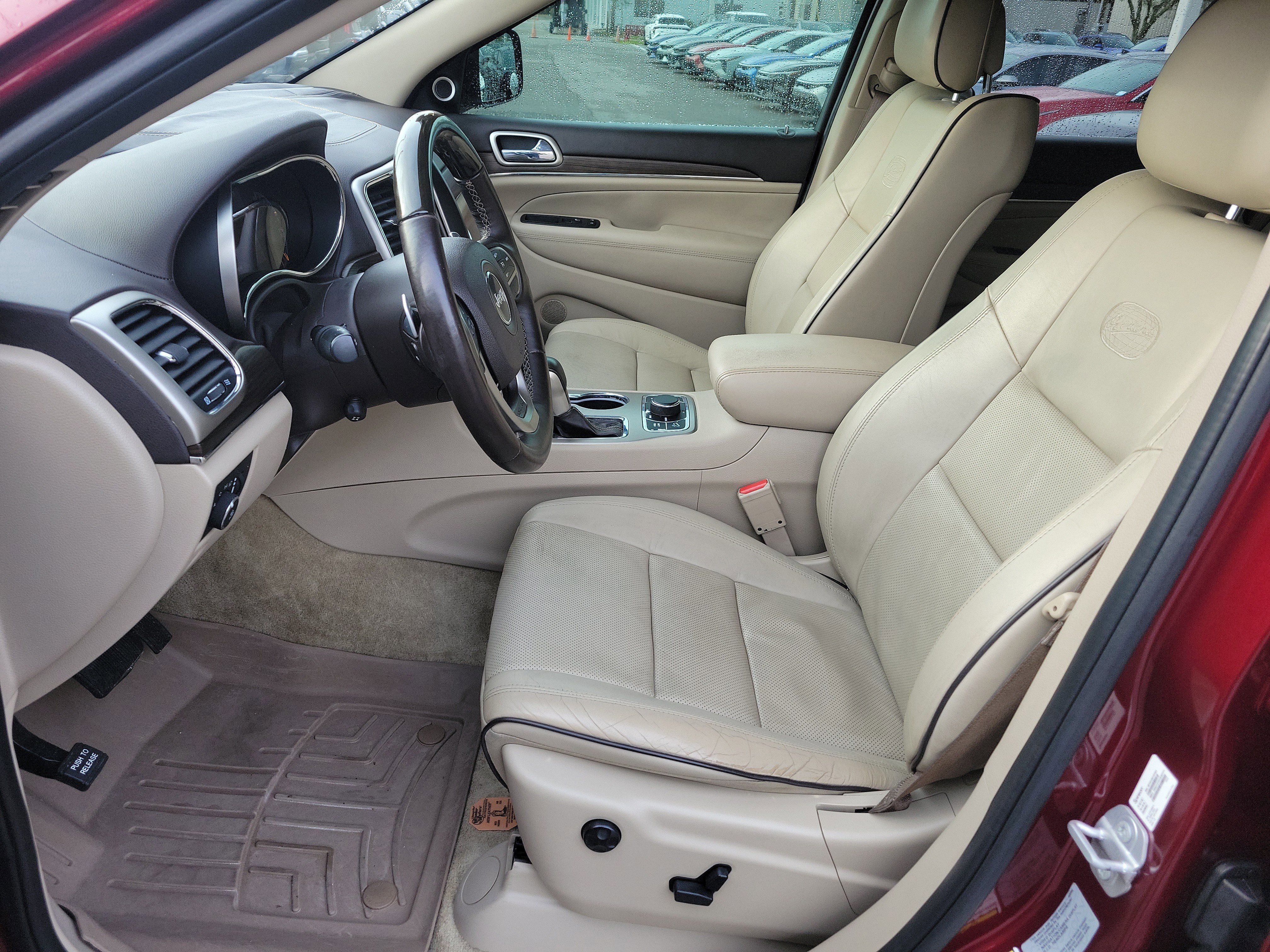 Used 2017 Jeep Grand Cherokee Overland image 24