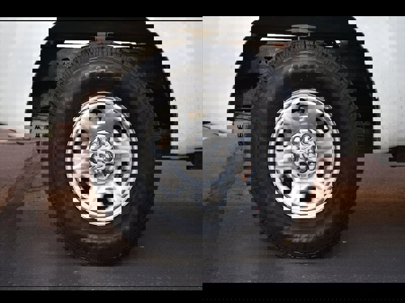 Used 2019 Nissan Frontier S image 30