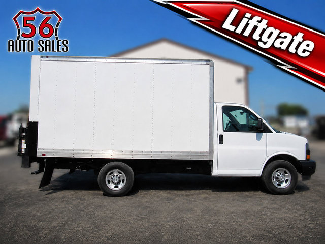 Used 2021 Chevrolet Express 3500 RWD image 1