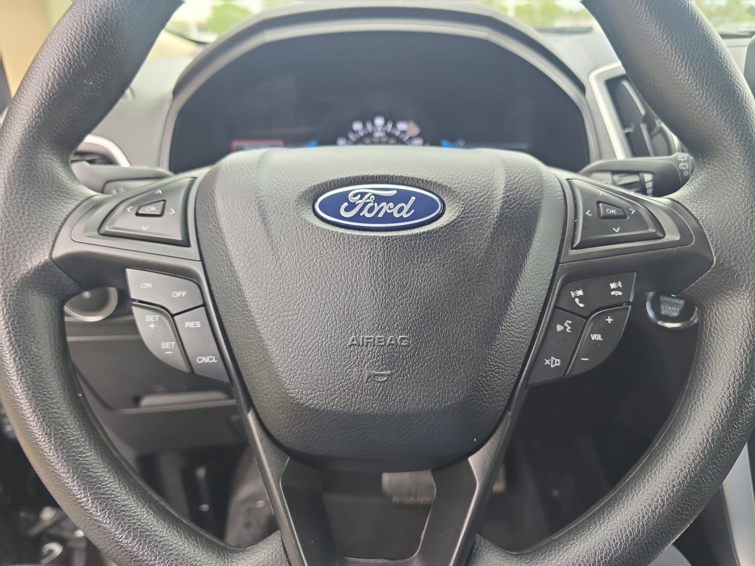 Used 2024 Ford Edge SE AWD/4WD image 13