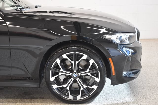 New 2026 BMW 330i xDrive Sedan w/ Premium Package AWD/4WD image 13