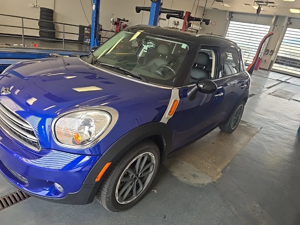 Used 2016 MINI Cooper Countryman FWD image 1