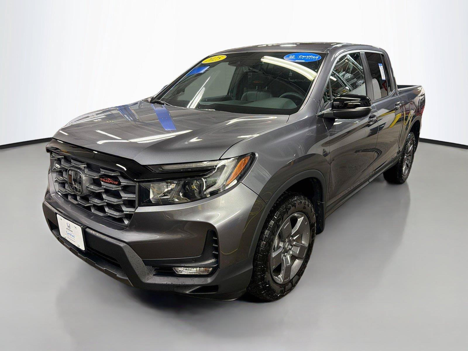 Used 2025 Honda Ridgeline TrailSport image 4