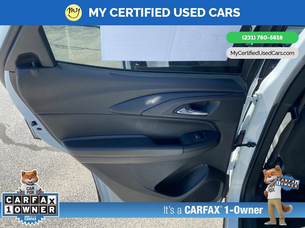 Used 2024 Chevrolet TrailBlazer LT AWD/4WD image 13