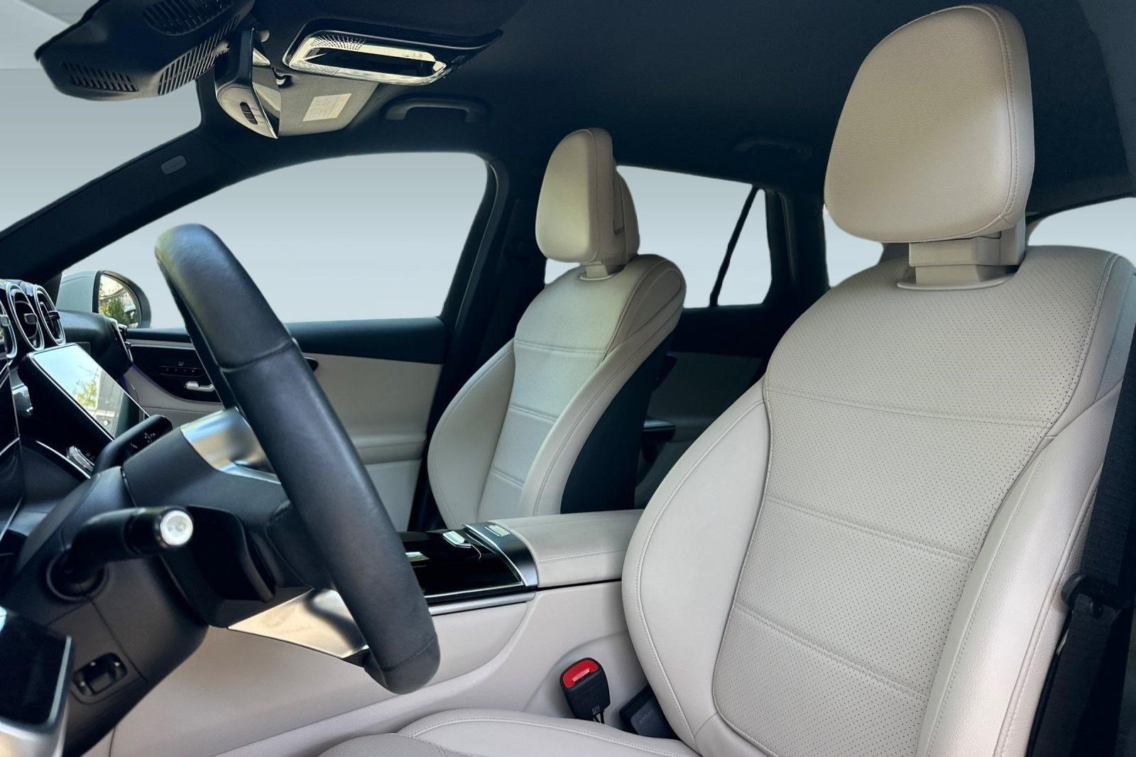 New 2025 Mercedes-Benz GLC 350e 4MATIC image 24