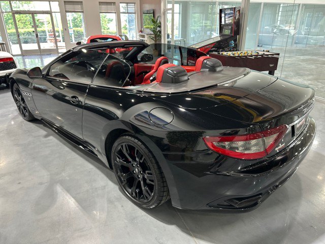 Used 2014 Maserati GranTurismo Sport RWD image 24