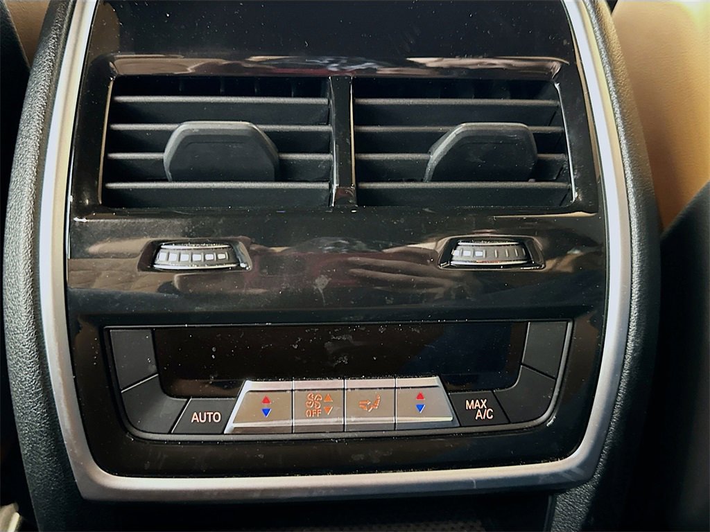 Used 2023 BMW X5 sDrive40i w/ M Sport Package image 31