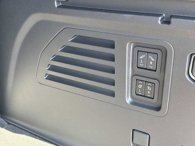 New 2026 Buick Enclave Avenir w/ Super Cruise Package FWD image 34