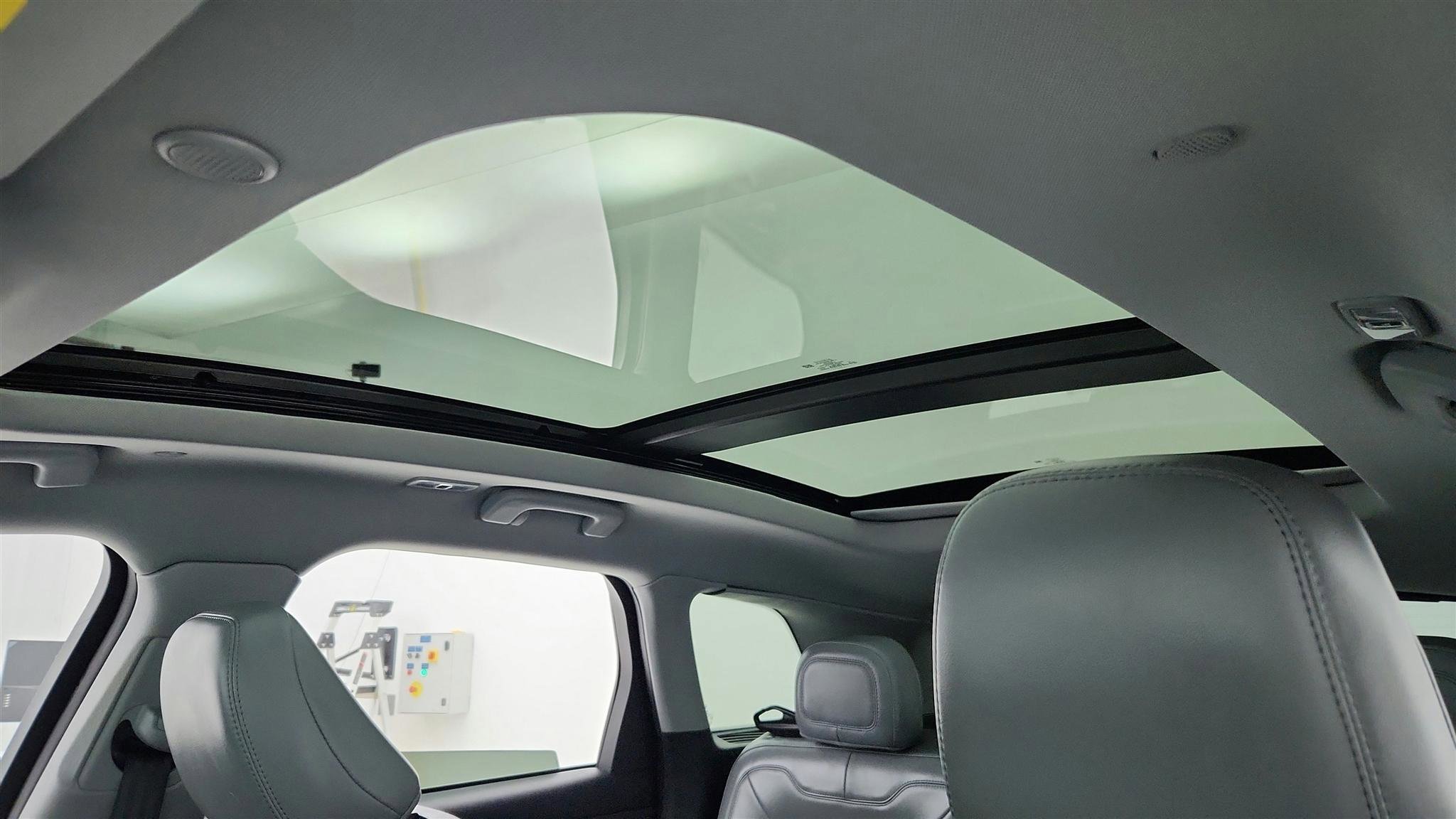 Used 2021 Lincoln Corsair Reserve FWD image 27