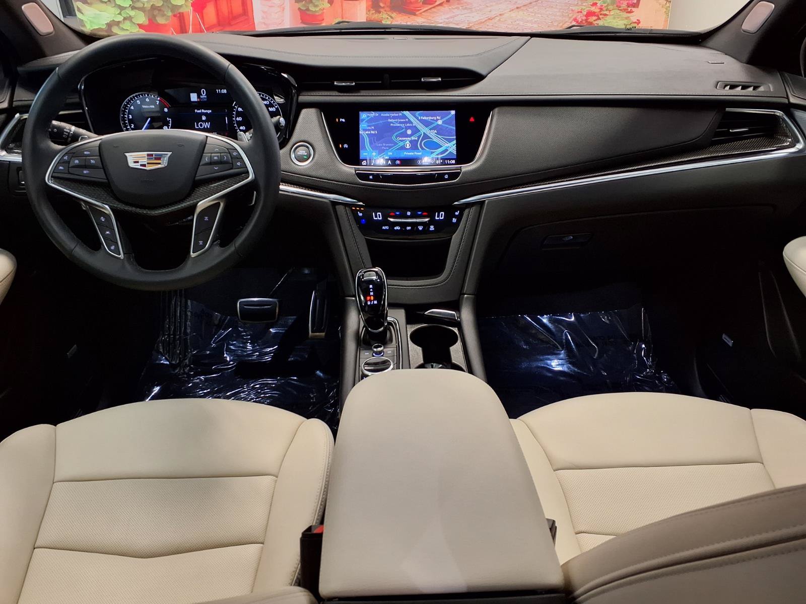 Certified 2025 Cadillac XT5 Sportv AWD/4WD image 16