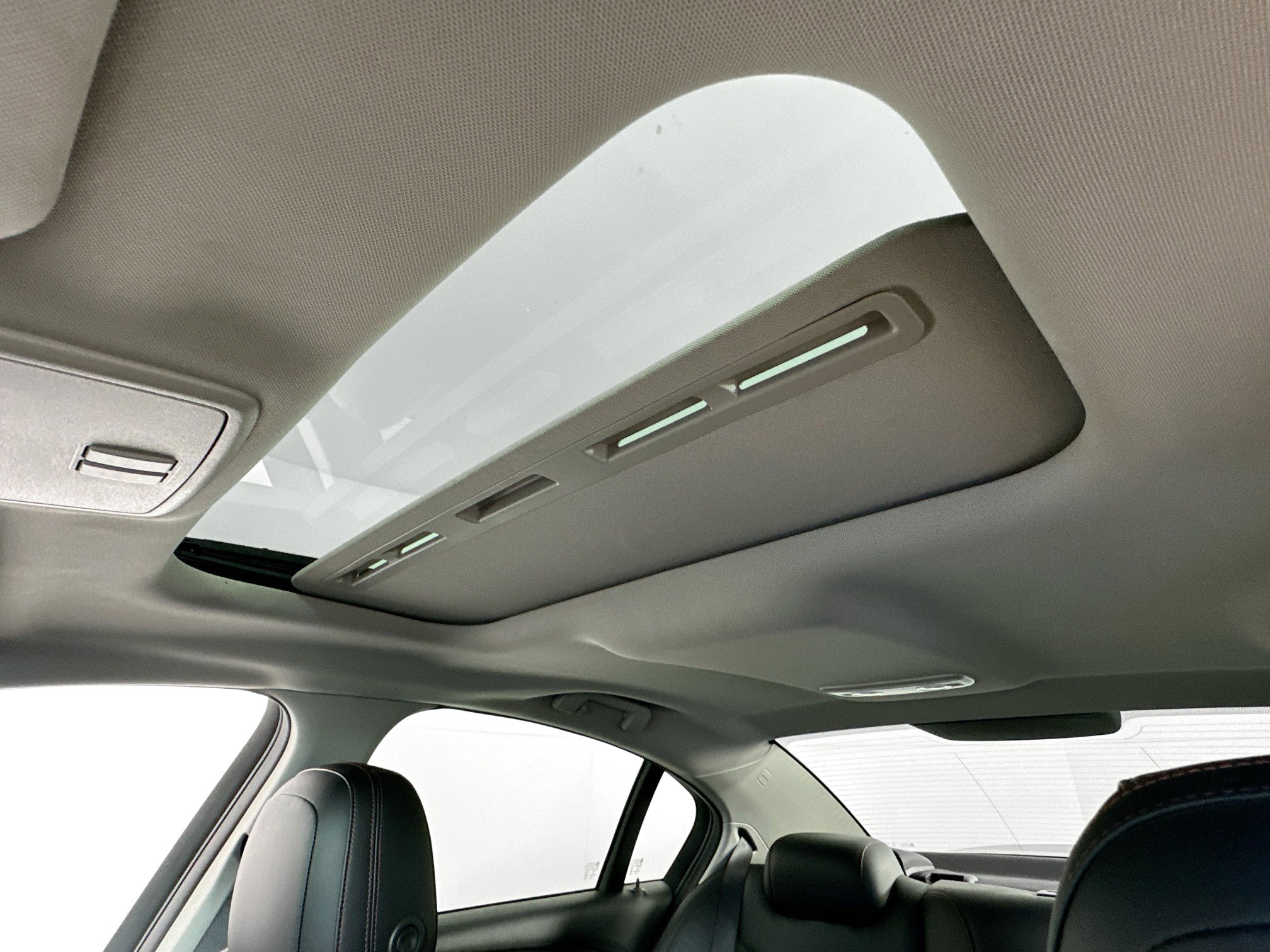 Used 2017 Chevrolet SS image 23