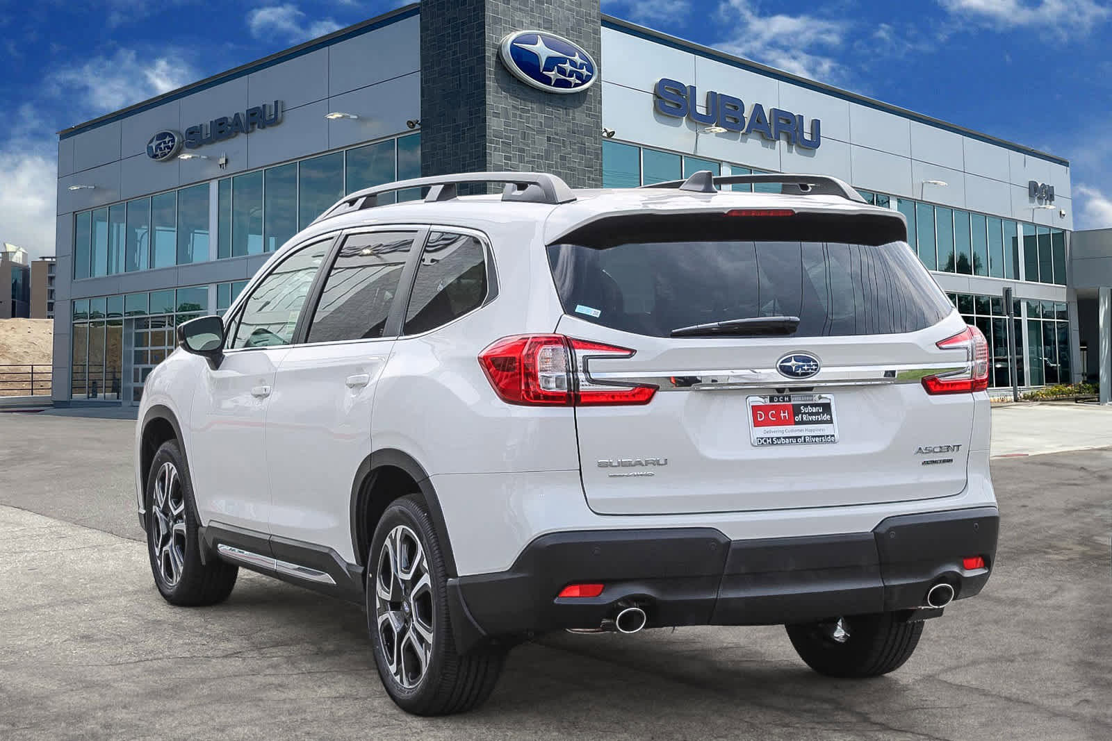 New 2025 Subaru Ascent Limited w/ Popular Package #2 image 6