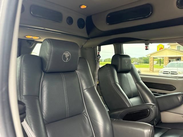 Used 2016 Ford Transit 150 148 Low Roof w/ Exterior Upgrade Package RWD image 18