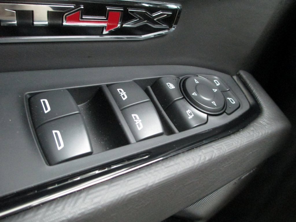 Certified 2024 GMC Sierra 1500 AT4X w/ AT4X AEV Edition image 29