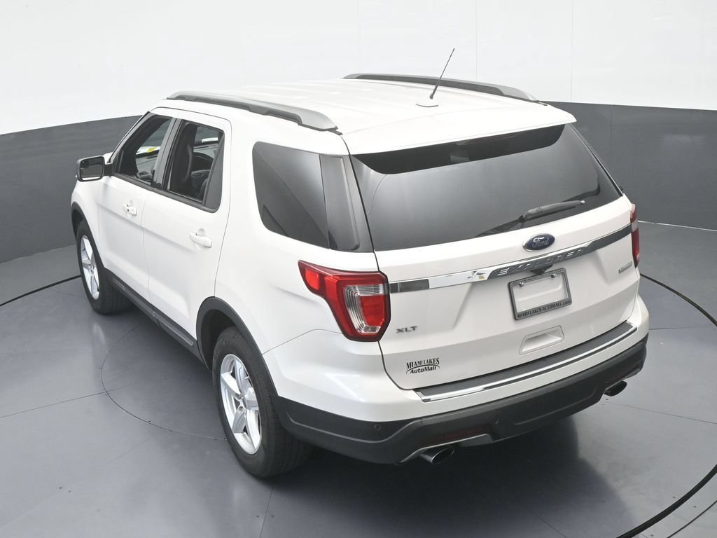 Used 2018 Ford Explorer XLT w/ Equipment Group 202A FWD image 52