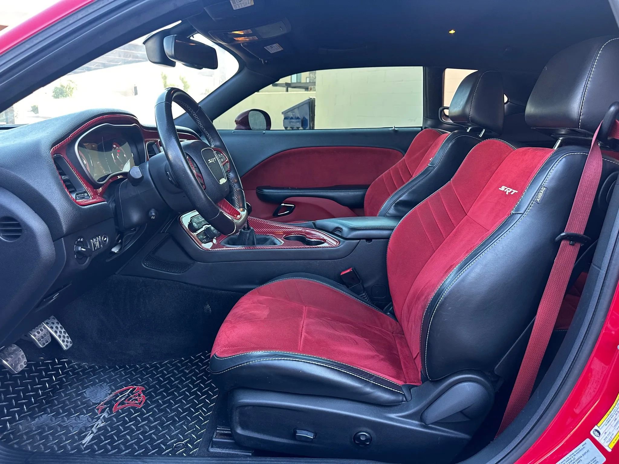 Used 2016 Dodge Challenger SRT Hellcat image 15