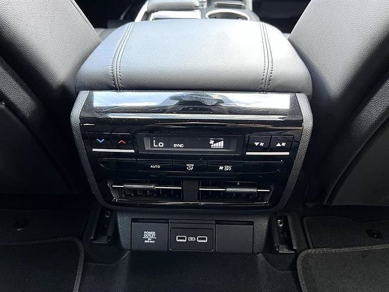 Used 2024 Acura MDX FWD image 46