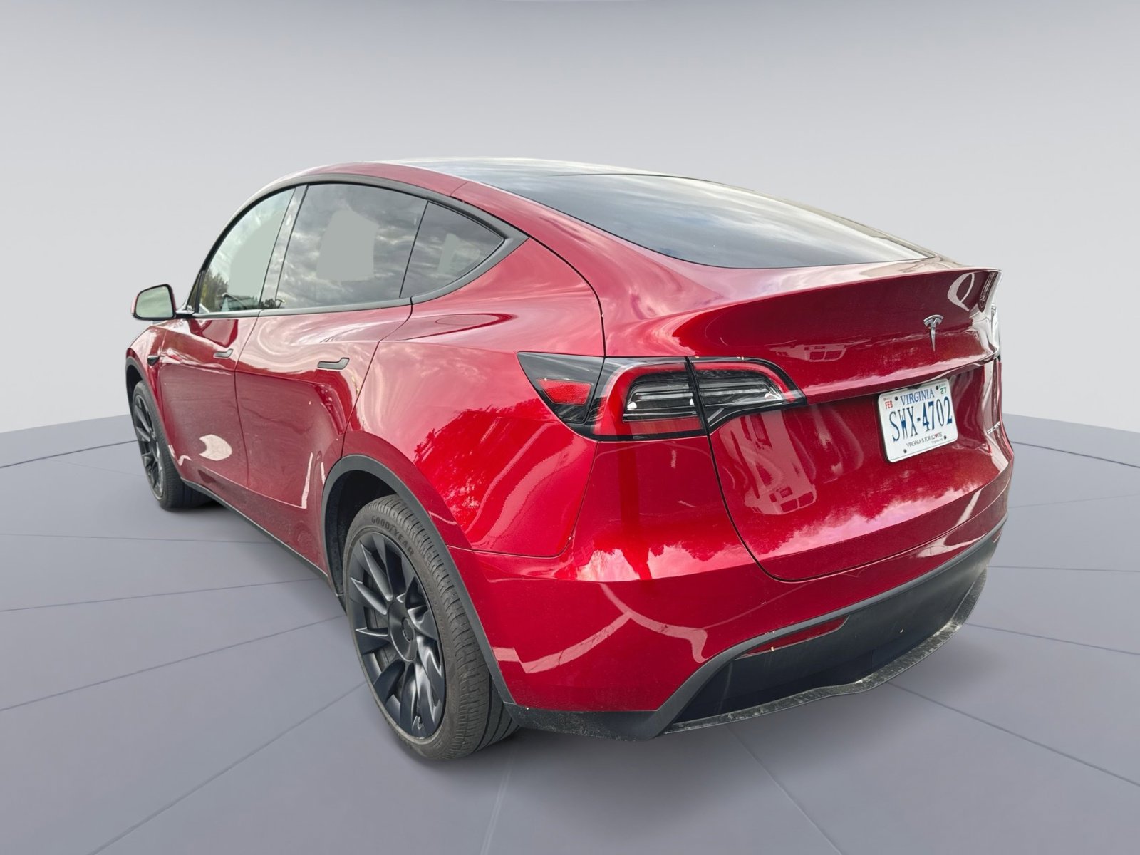 Used 2024 Tesla Model Y Long Range image 27
