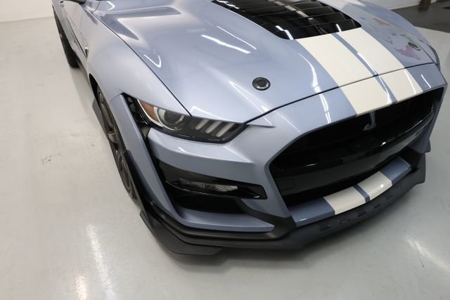 Used 2022 Ford Mustang Shelby GT500 w/ Carbon Fiber Track Pack image 57