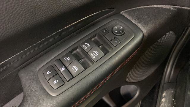 Used 2025 Dodge Durango GT AWD/4WD image 22