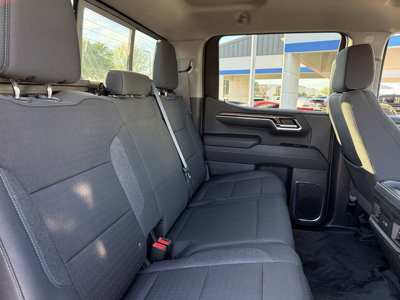 Used 2024 Chevrolet Silverado 1500 LT w/ Z71 Off-Road Package AWD/4WD image 25