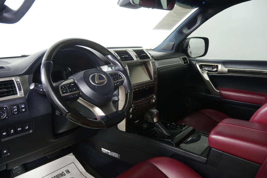 Used 2020 Lexus GX 460 Luxury w/ Luxury Sport Package AWD/4WD image 12