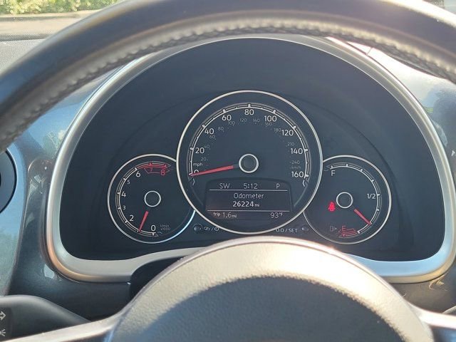 Used 2019 Volkswagen Beetle 2.0T SE FWD image 18
