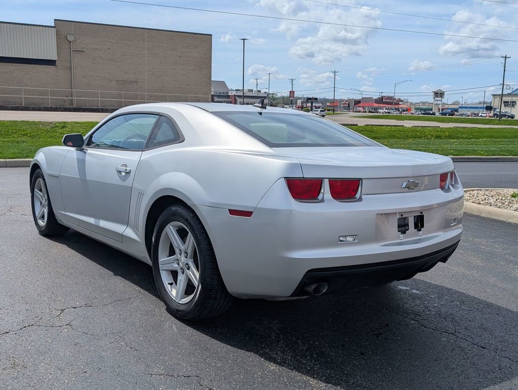 Used 2011 Chevrolet Camaro LT image 5