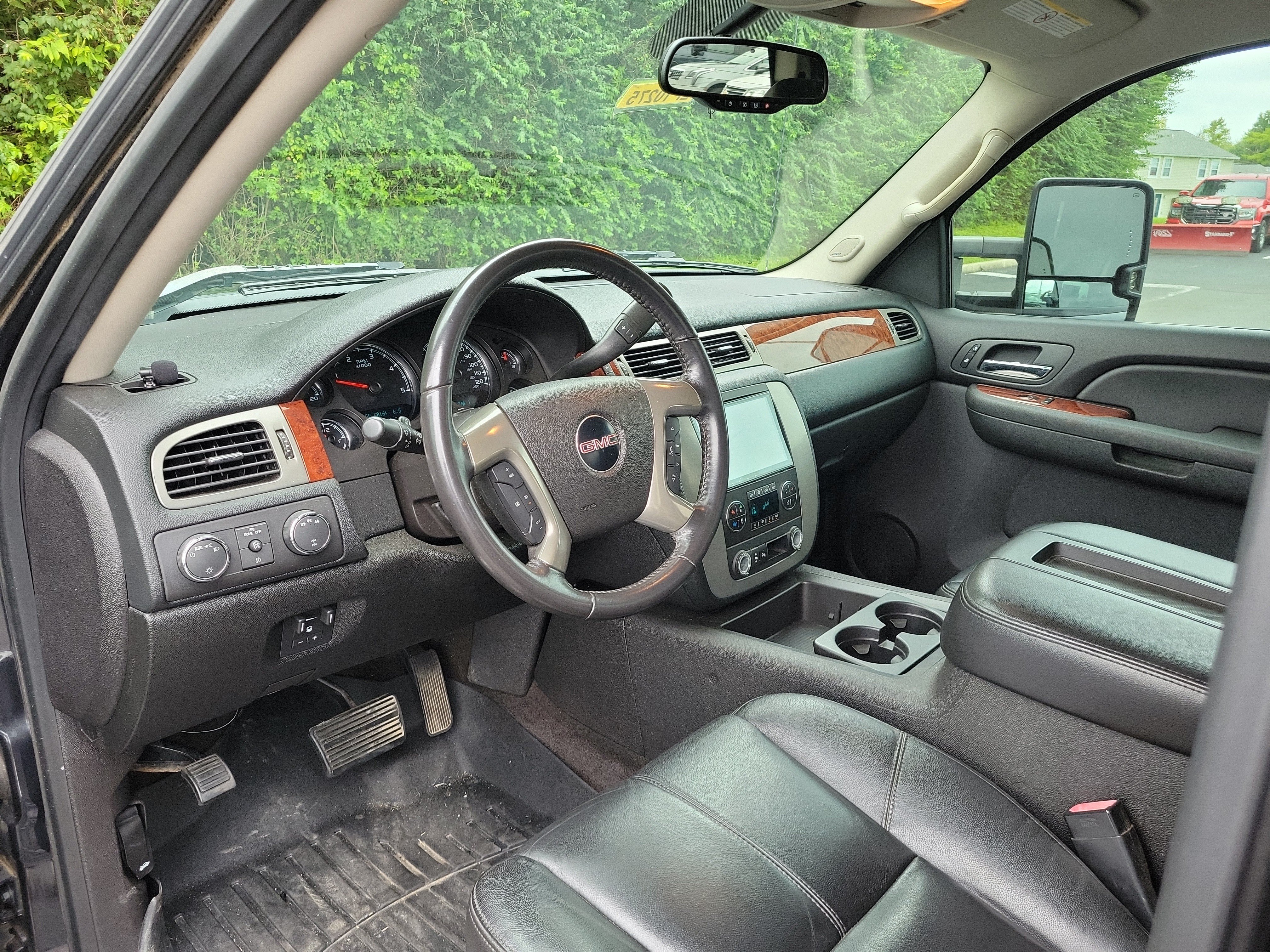 Used 2009 GMC Sierra 3500 SLT w/ SLT Convenience Package AWD/4WD image 17
