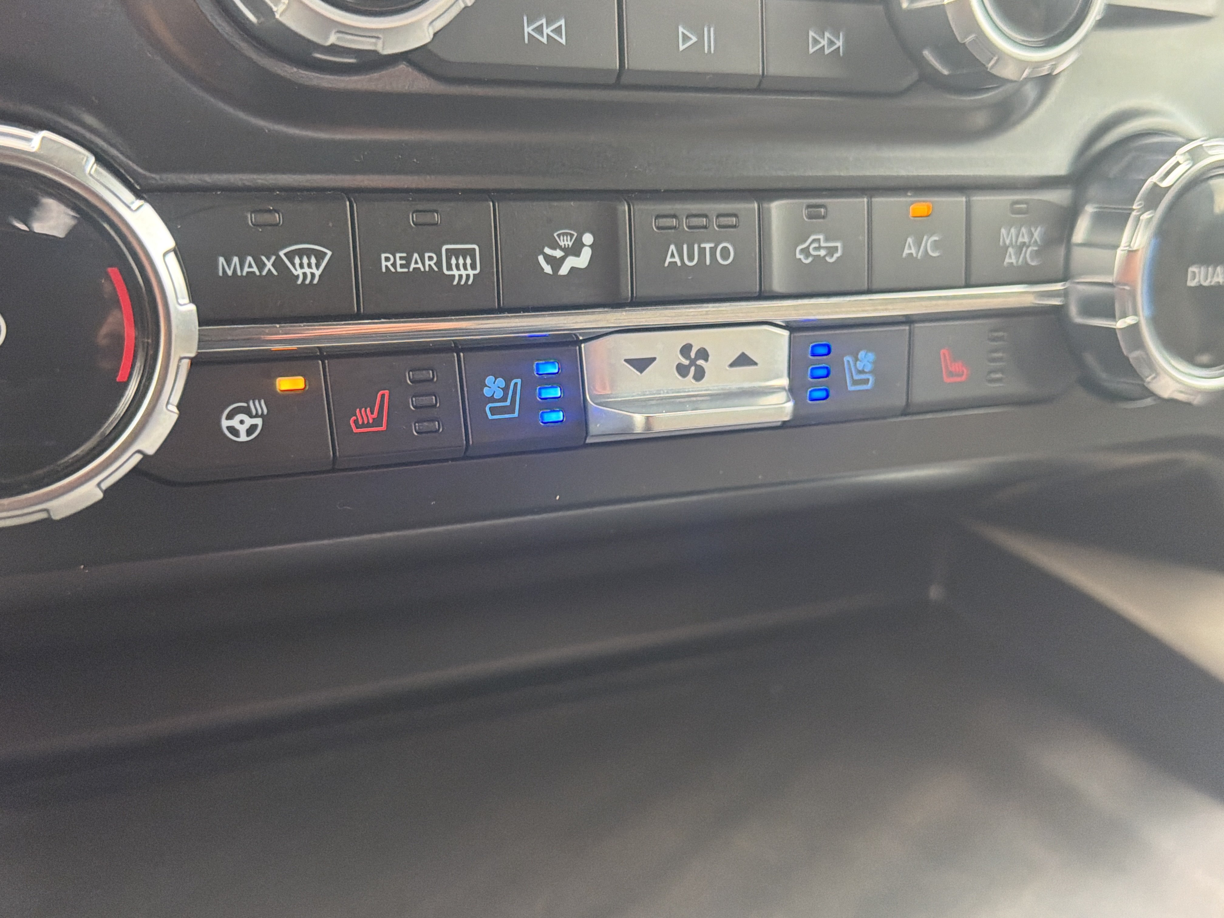 Used 2026 Ford F350 Platinum w/ Platinum Plus Package AWD/4WD image 25