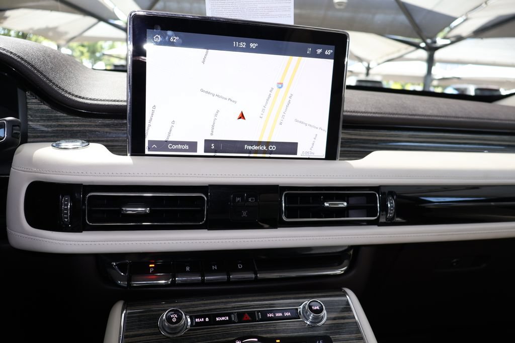 Used 2020 Lincoln Aviator Black Label w/ Dynamic Handling Package AWD/4WD image 44