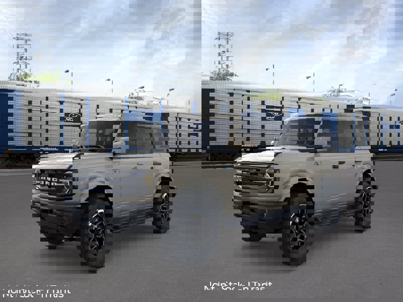 New 2026 Ford Bronco Outer Banks AWD/4WD image 1