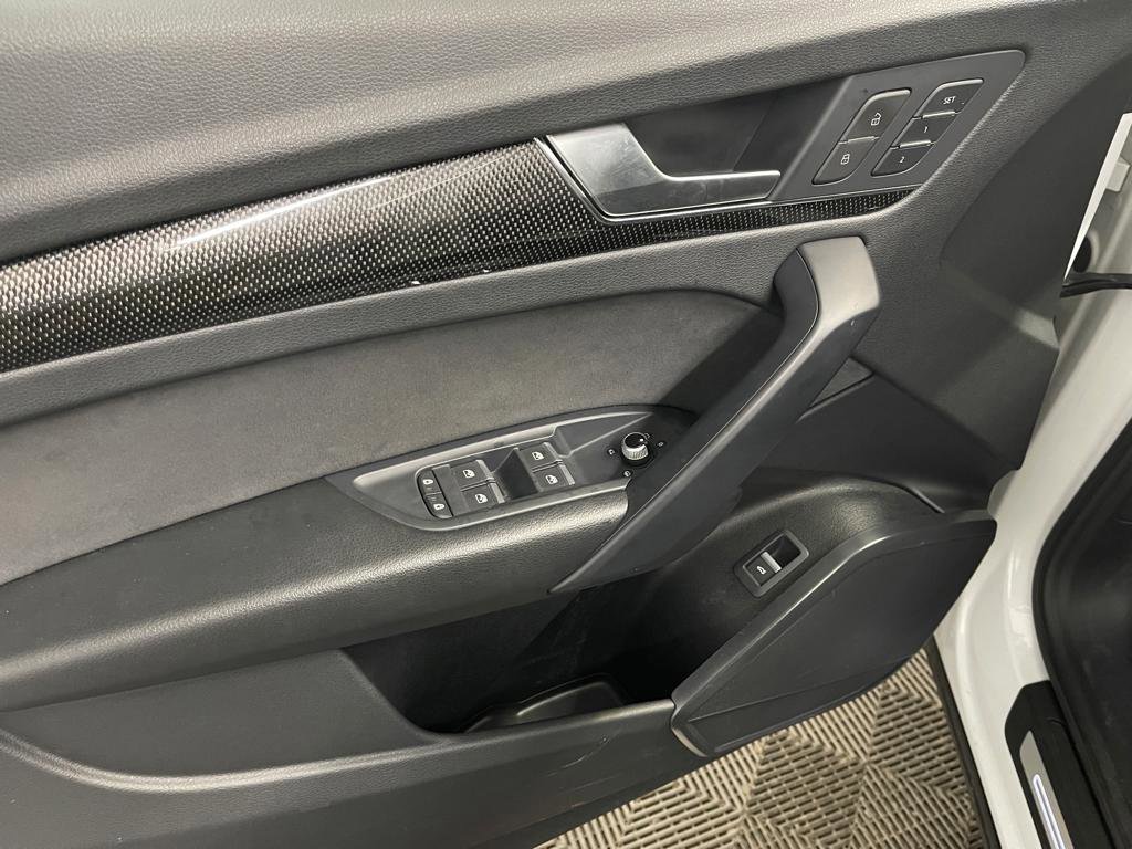 Used 2022 Audi SQ5 Premium image 30