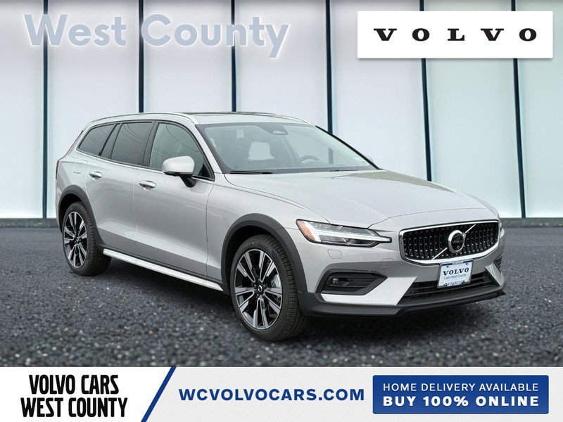 New 2025 Volvo V60 B5 Cross Country Ultra w/ Protection Package Premier