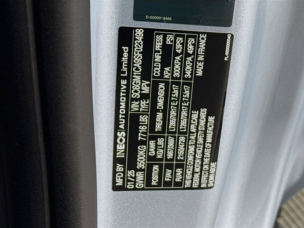 Used 2025 INEOS Grenadier Base image 29