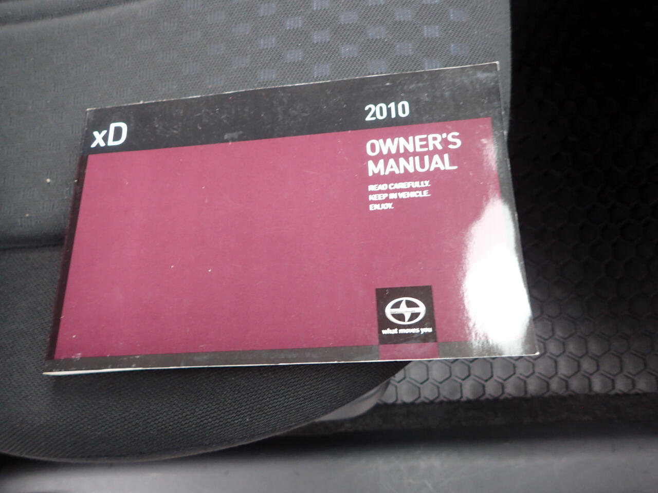 Used 2010 Scion xD image 23