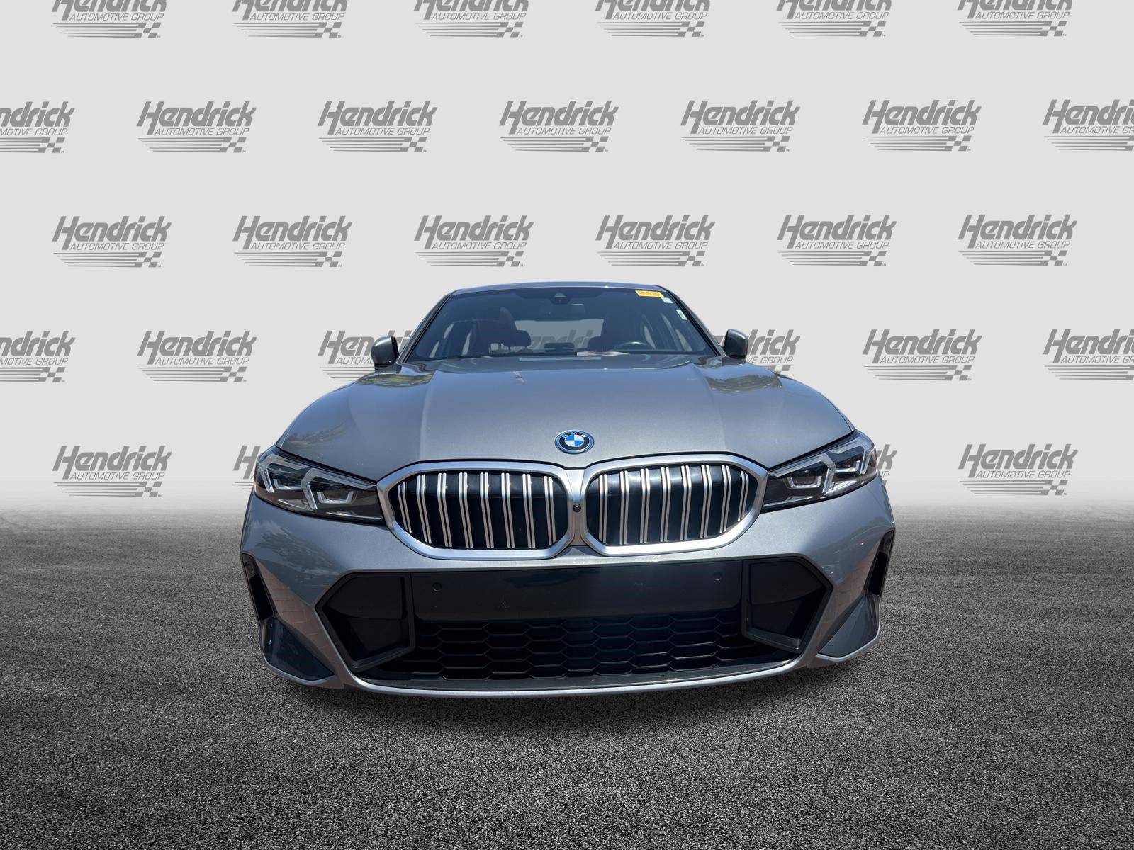 Used 2023 BMW 330e RWD image 3