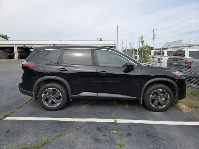 Used 2025 Nissan Rogue SV FWD image 7