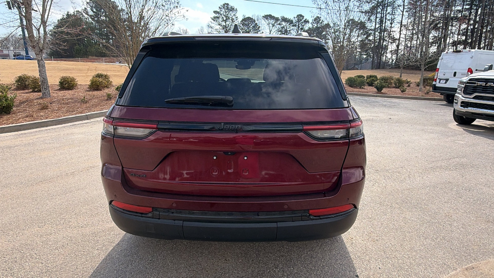 Certified 2024 Jeep Grand Cherokee Altitude image 9