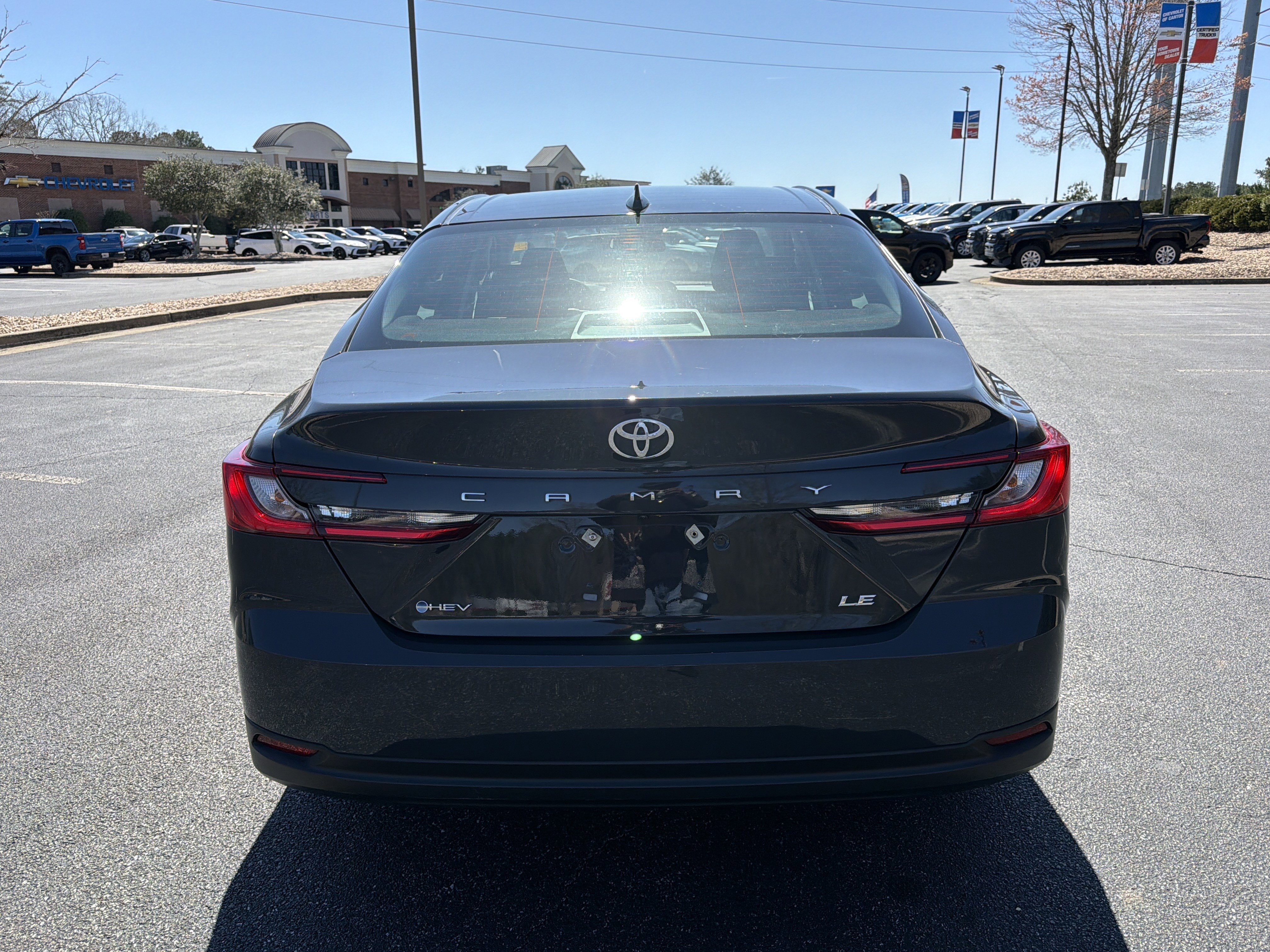 Used 2025 Toyota Camry LE image 6