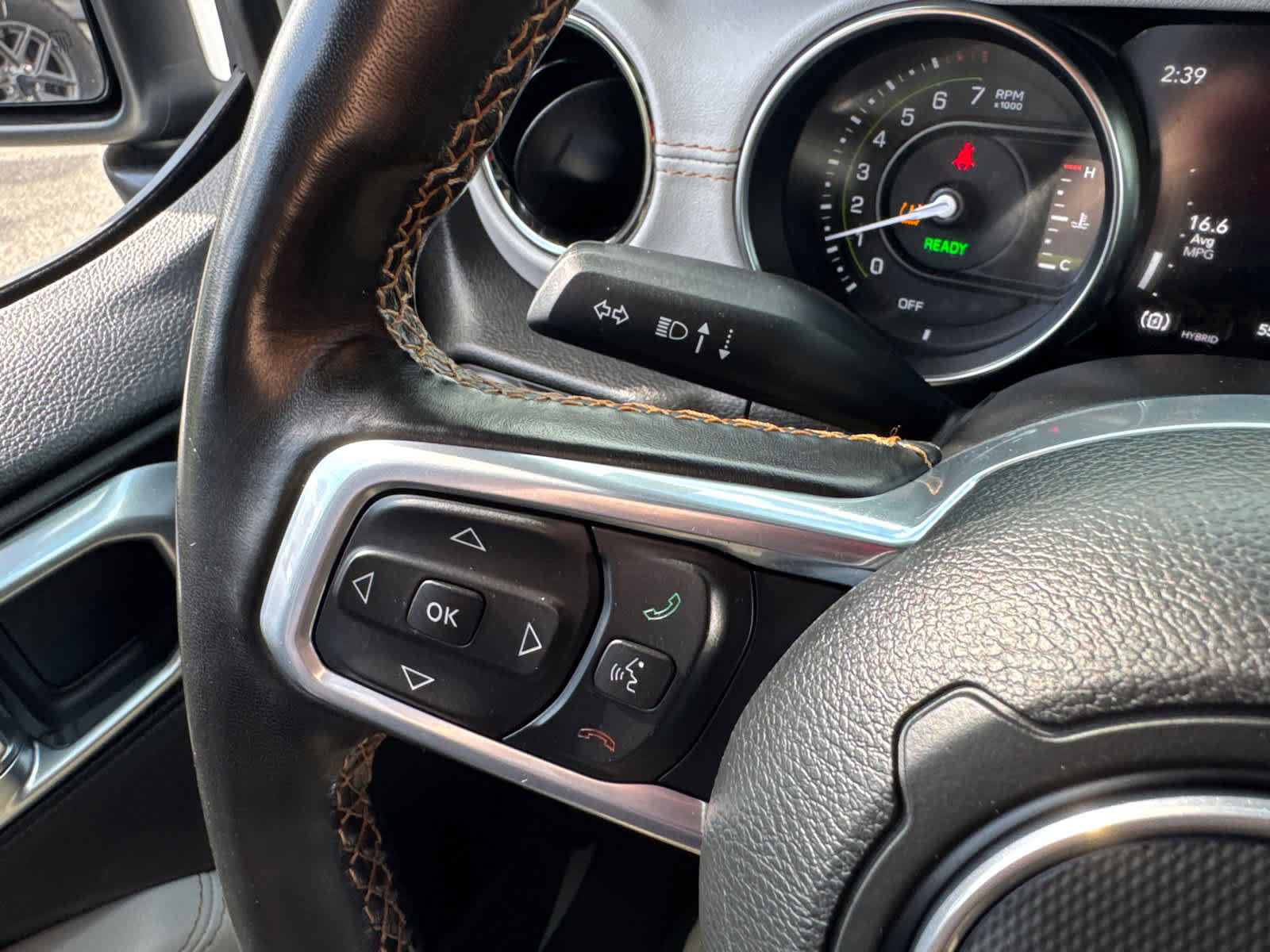 Used 2023 Acura MDX SH-AWD w/ Technology Package image 56
