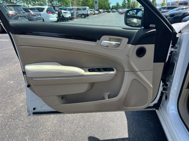 Used 2012 Chrysler 300 Limited RWD image 26