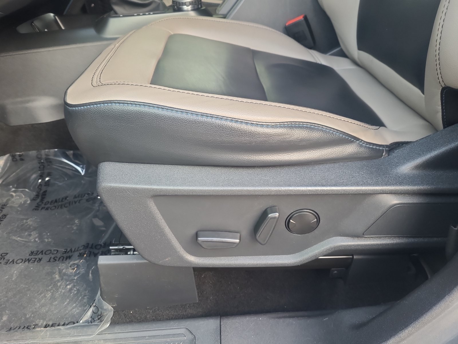 Certified 2024 Ford Bronco Wildtrak AWD/4WD image 14