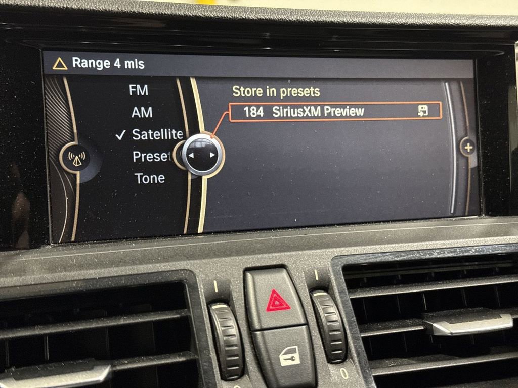 Used 2015 BMW Z4 sDrive35i RWD image 14