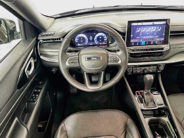 Used 2022 Jeep Compass High Altitude AWD/4WD image 11